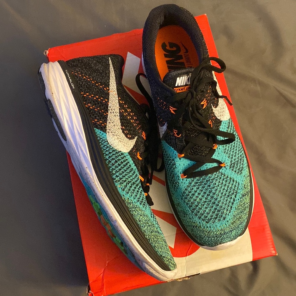 Nike Flyknit Lunar 3 size 10.5